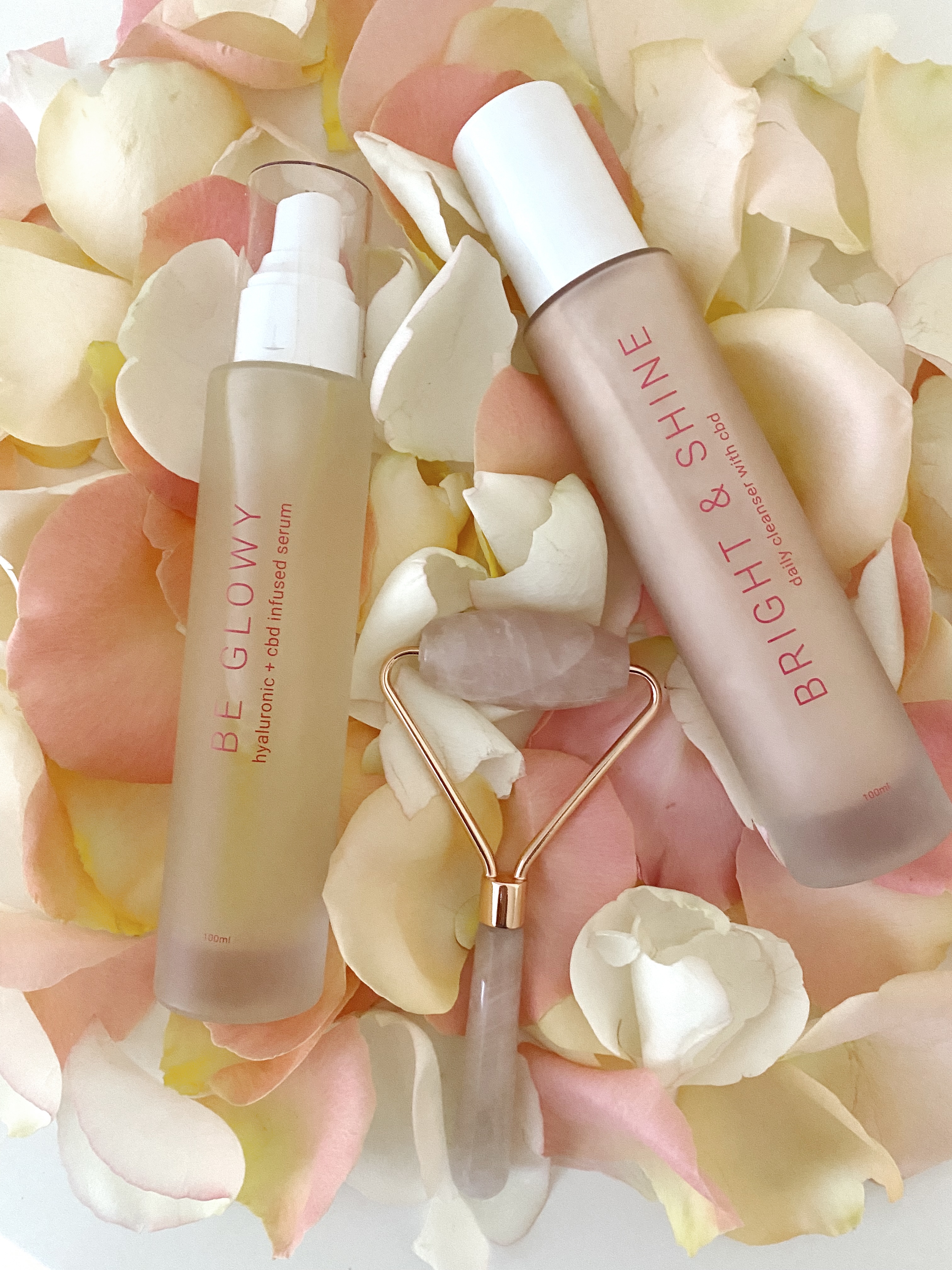 Switch2pure skincare. Cleanser bright and shine, hyaluronic spray serum Be glowy, and rose quartz crystal roller