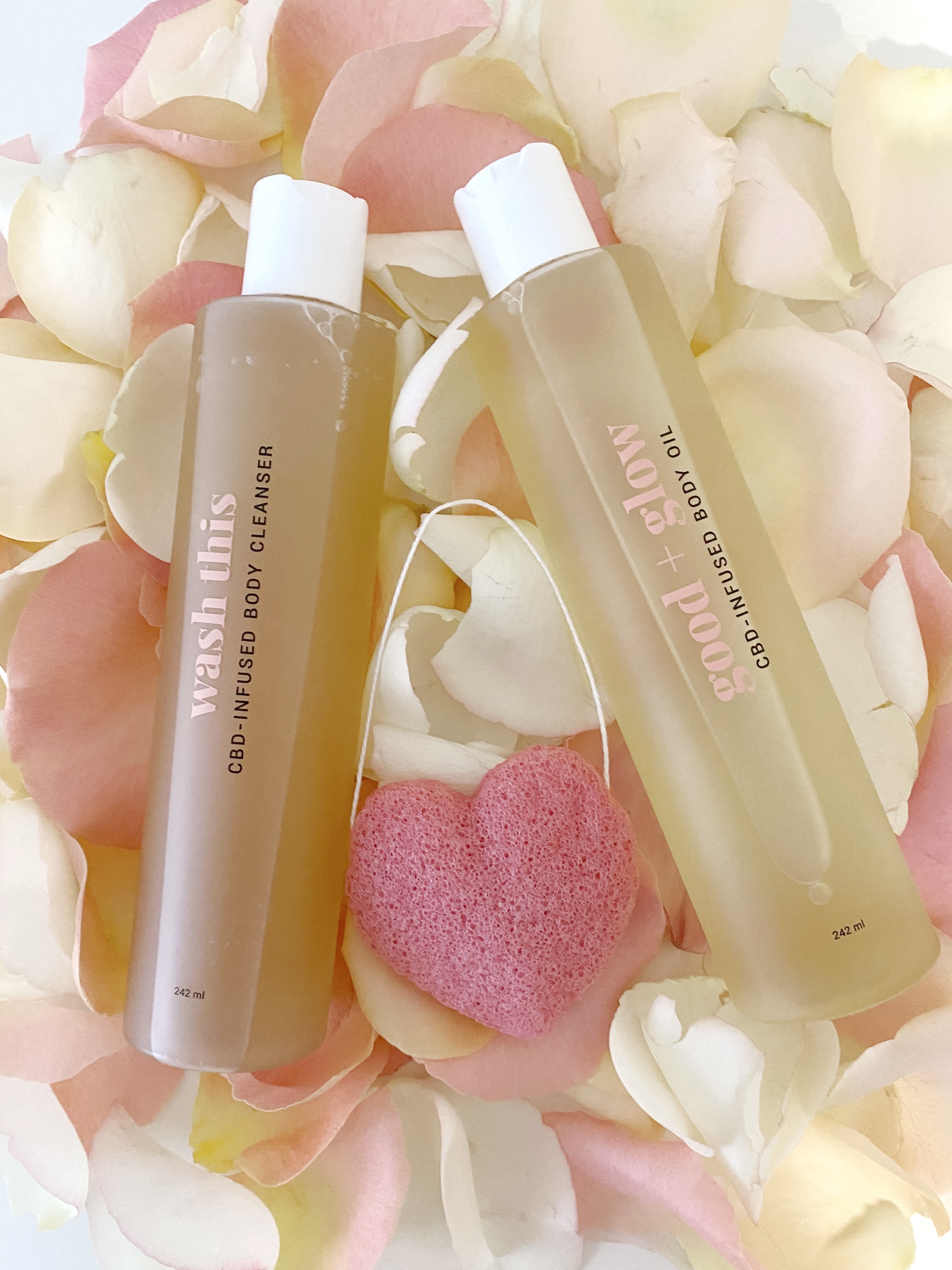 Switch2pure body skincare. Wash this body cleanser, Good and Glow retinol alternative body oil, and exfoliating konjac sponge 