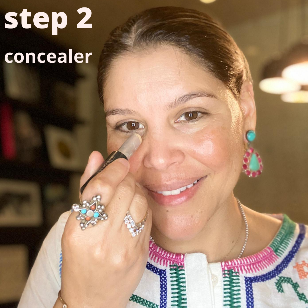 Switch2pure founder Estela Cockrell makeup routine